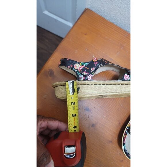ALEGRIA VIKI LEATHER WOMEN'S FLORAL PRINT ADJUSTABLE STRAP SANDAL SIZE 40 - Picture 10 of 10